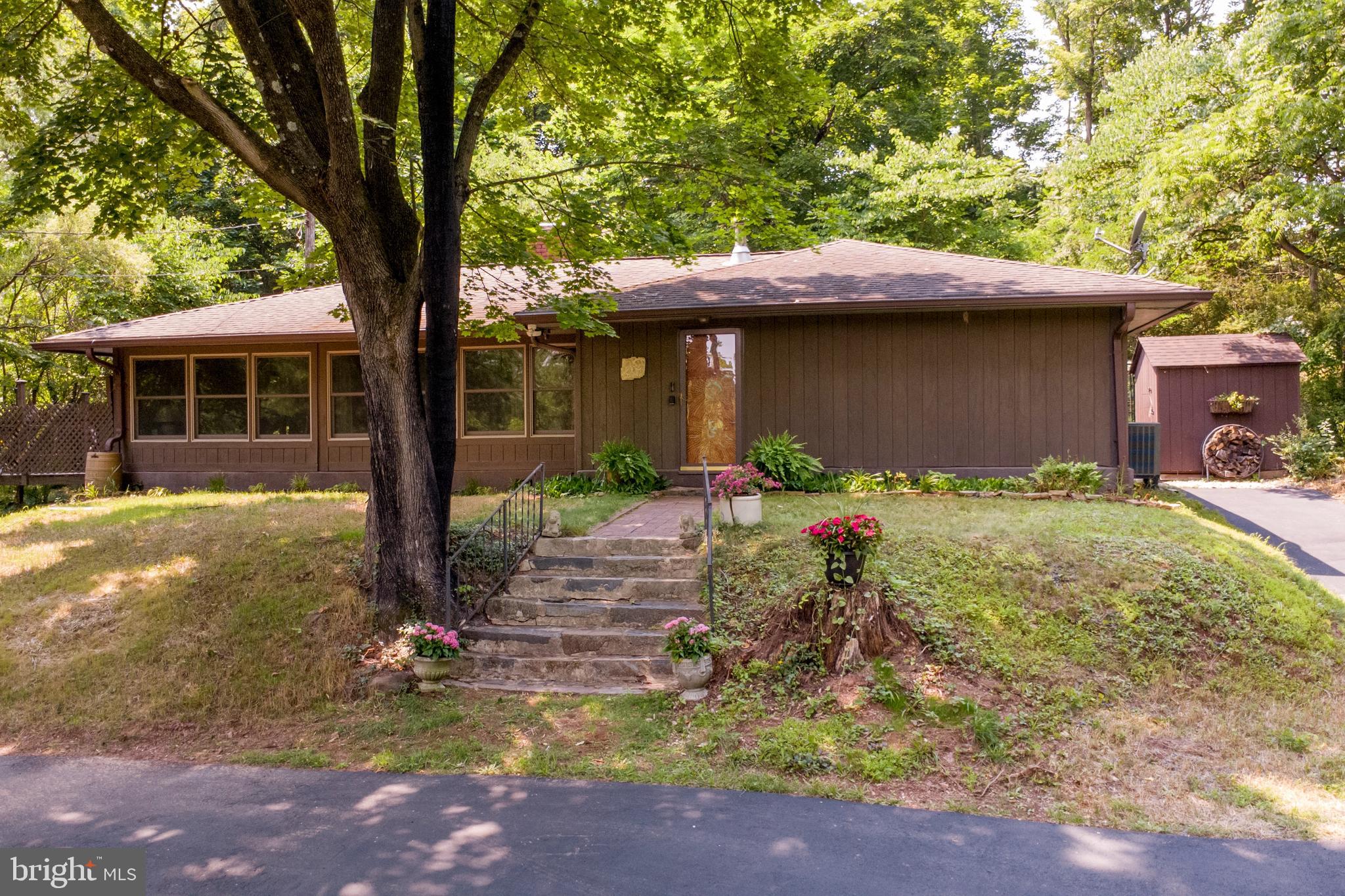 SOLEBURY - Residential