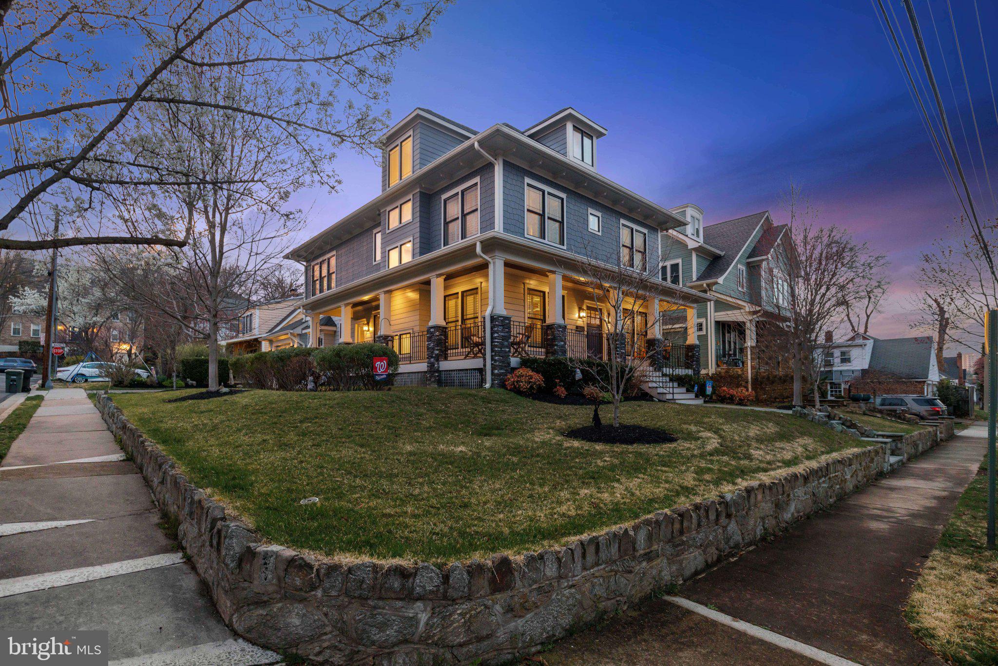 ADDISON HEIGHTS - Residential