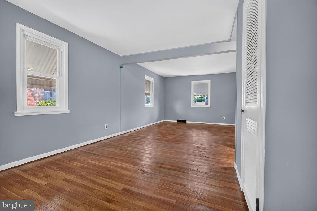 WILLOWBROOK - Residential