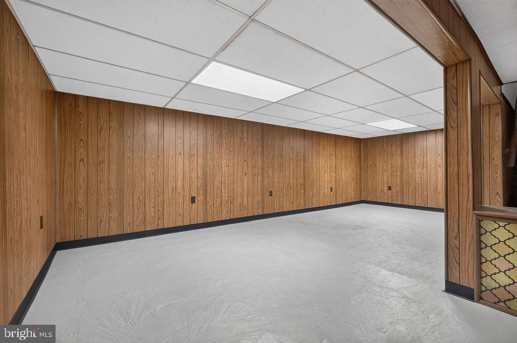 WILLOWBROOK - Residential