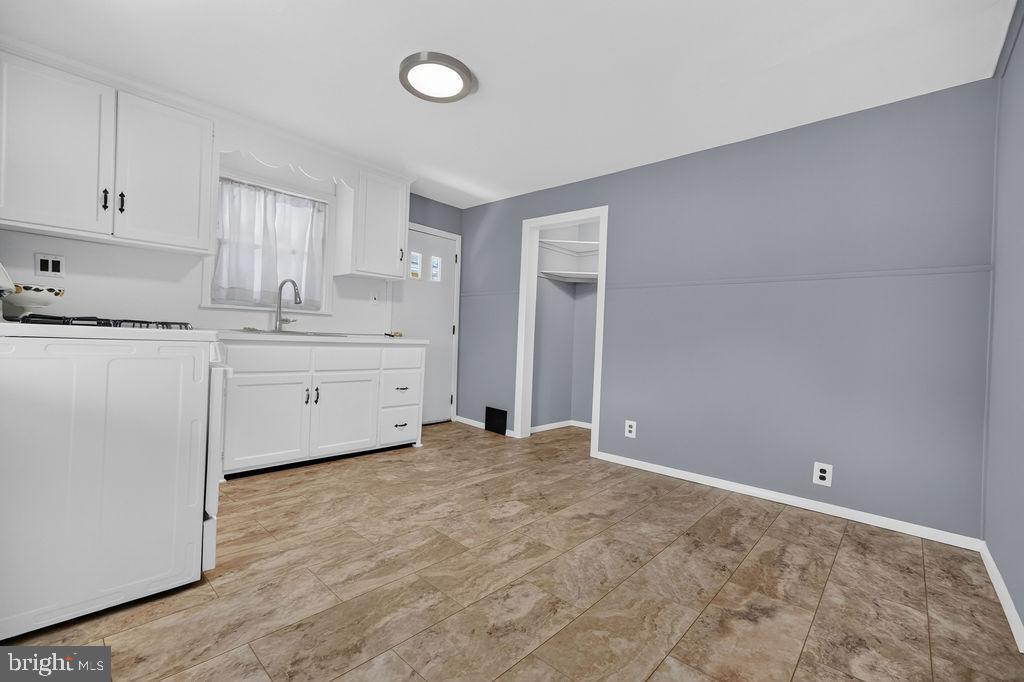 WILLOWBROOK - Residential