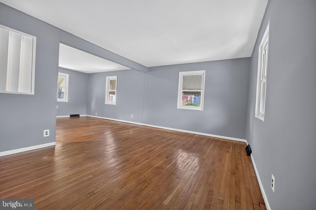 WILLOWBROOK - Residential
