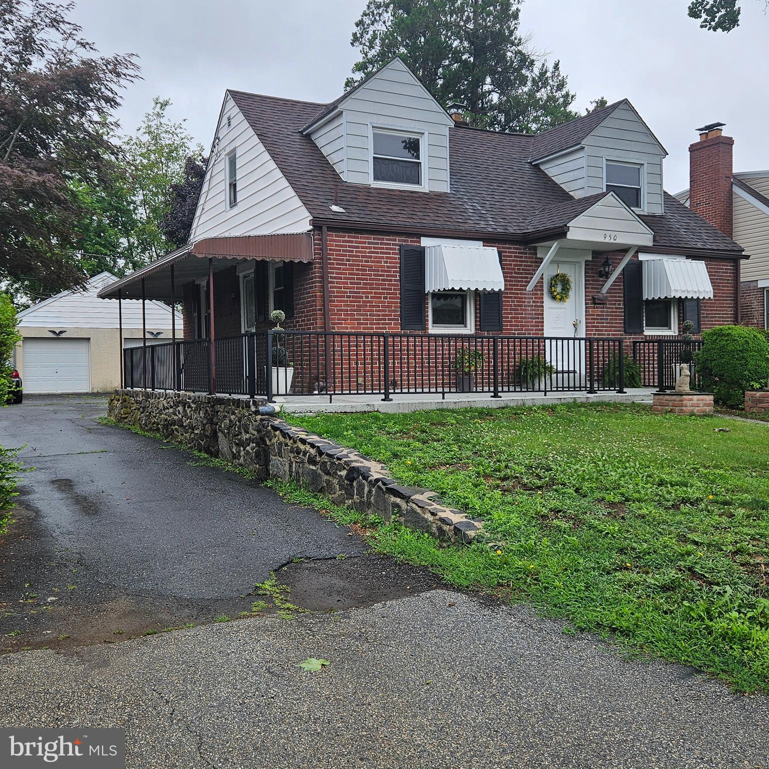 WILLOWBROOK - Residential