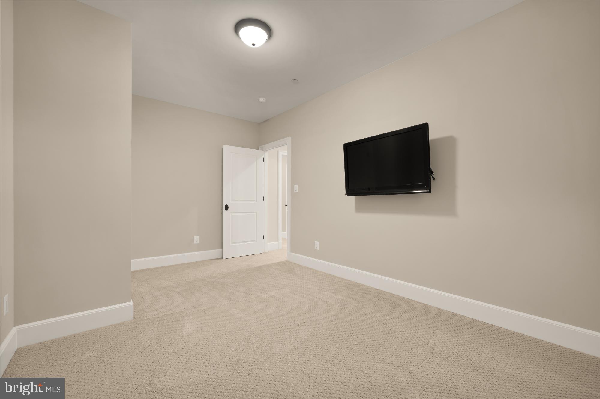 GLENBROOK VILLAGE - Residential