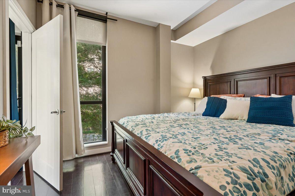 DOWNTOWN SILVER SPRING - Residential