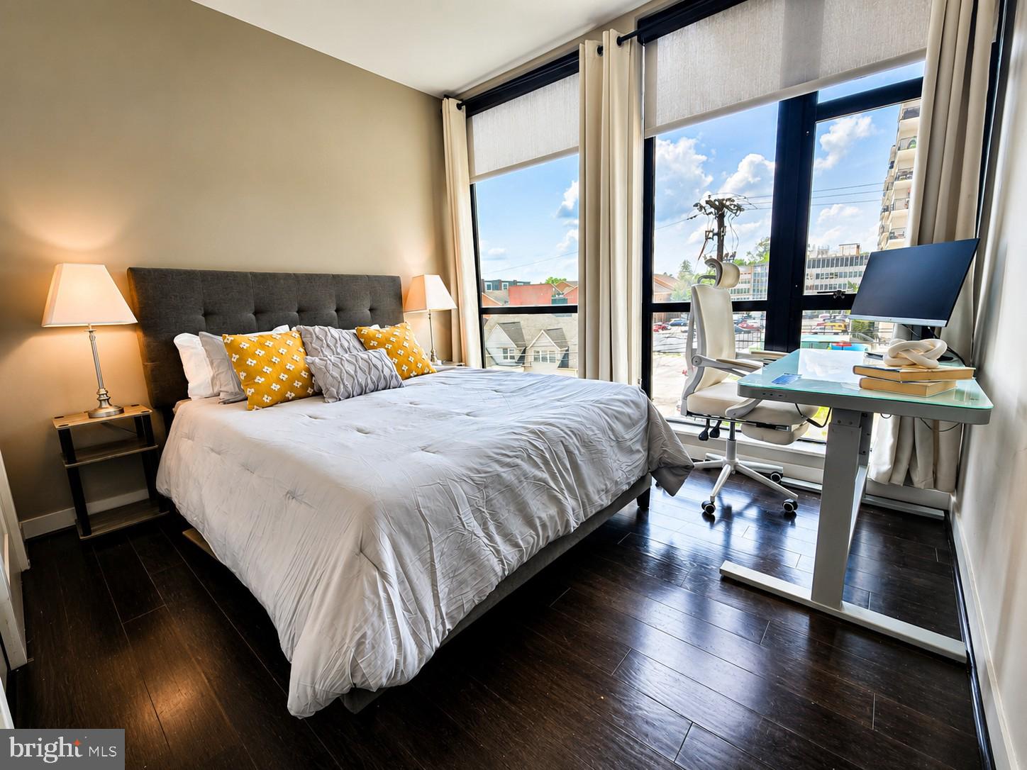 DOWNTOWN SILVER SPRING - Residential
