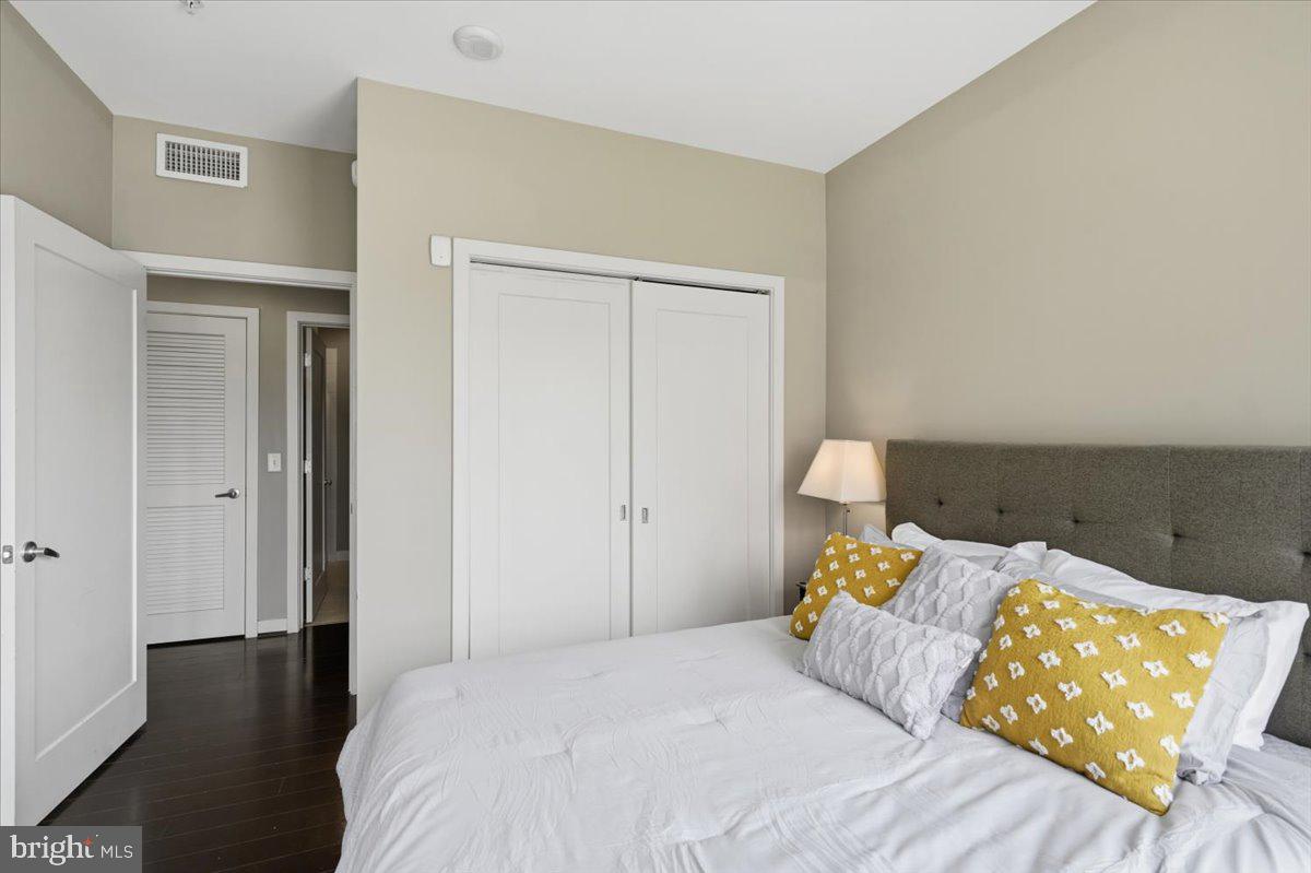DOWNTOWN SILVER SPRING - Residential