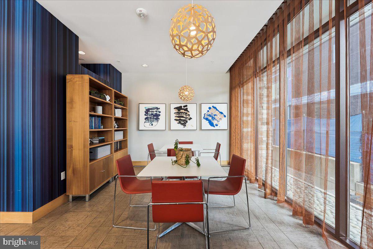 DOWNTOWN SILVER SPRING - Residential