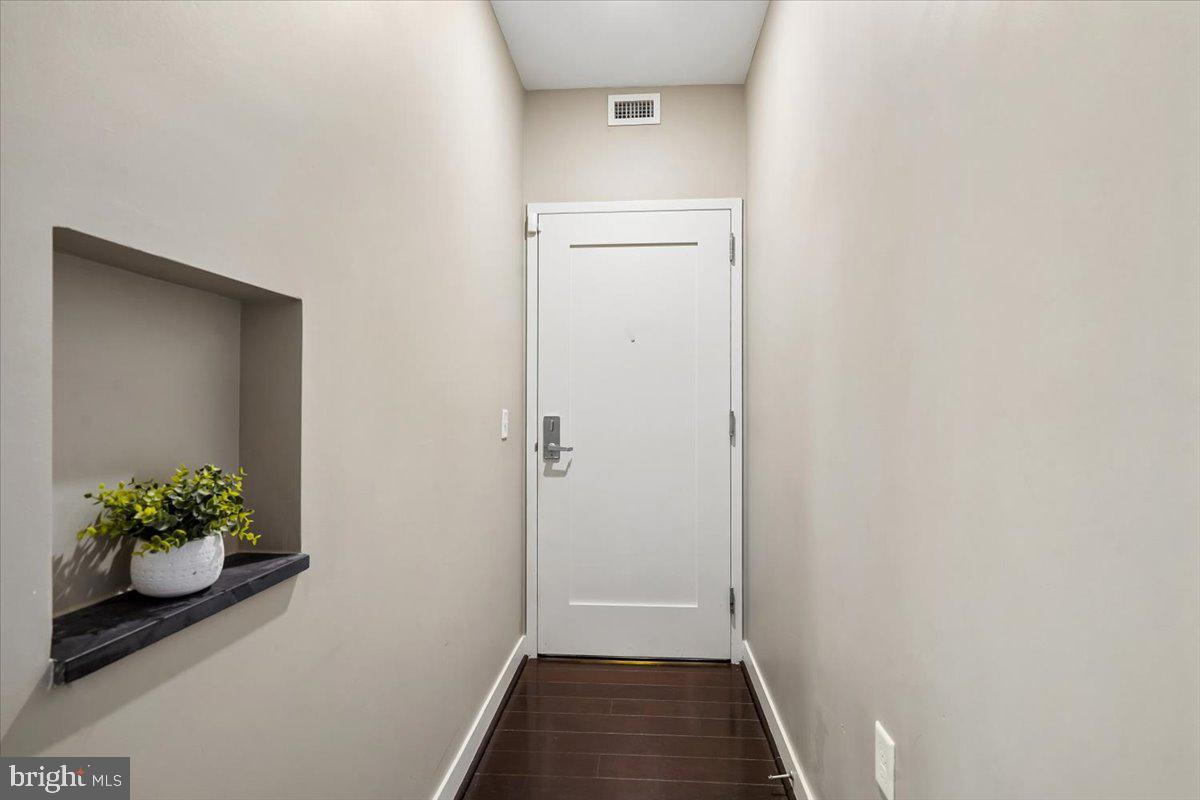DOWNTOWN SILVER SPRING - Residential
