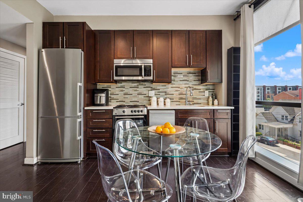 DOWNTOWN SILVER SPRING - Residential