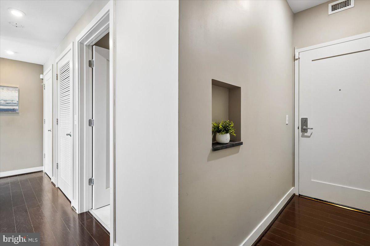 DOWNTOWN SILVER SPRING - Residential