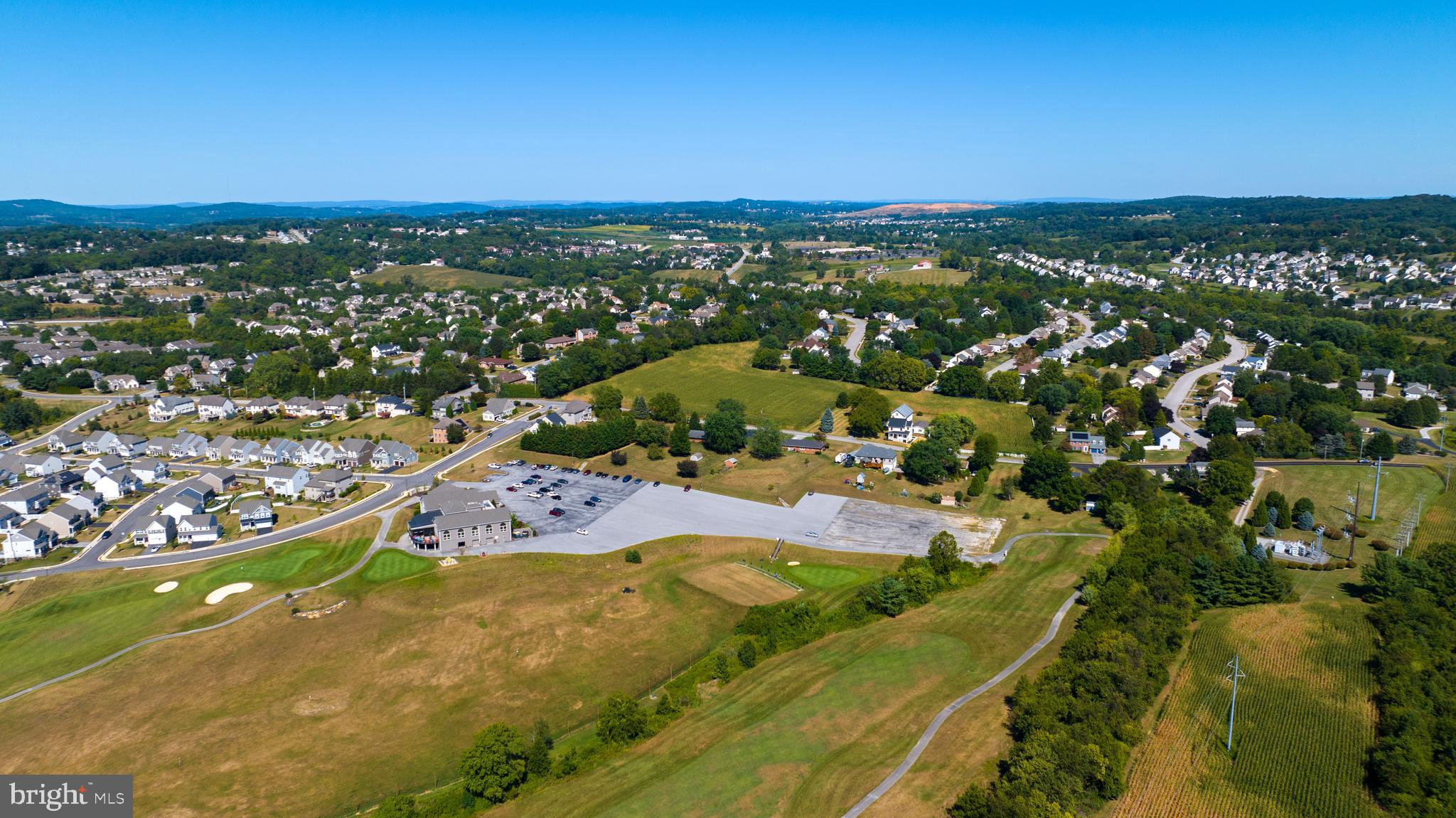 CHESTNUT HILL - Land