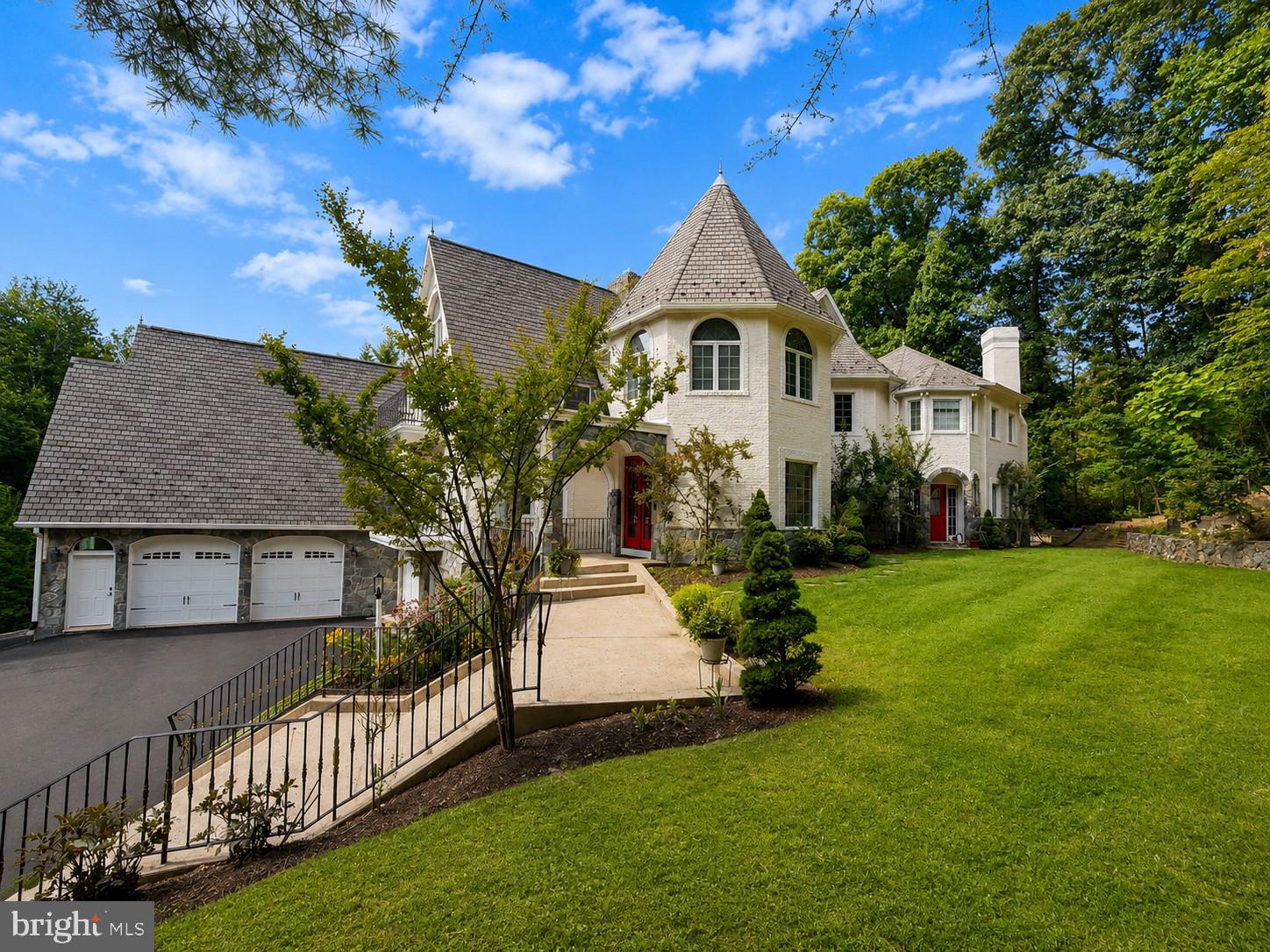 WOODLEAF - Residential