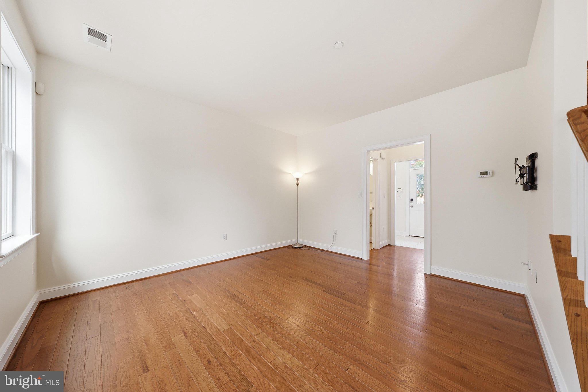 NORTH POINTE - Residential