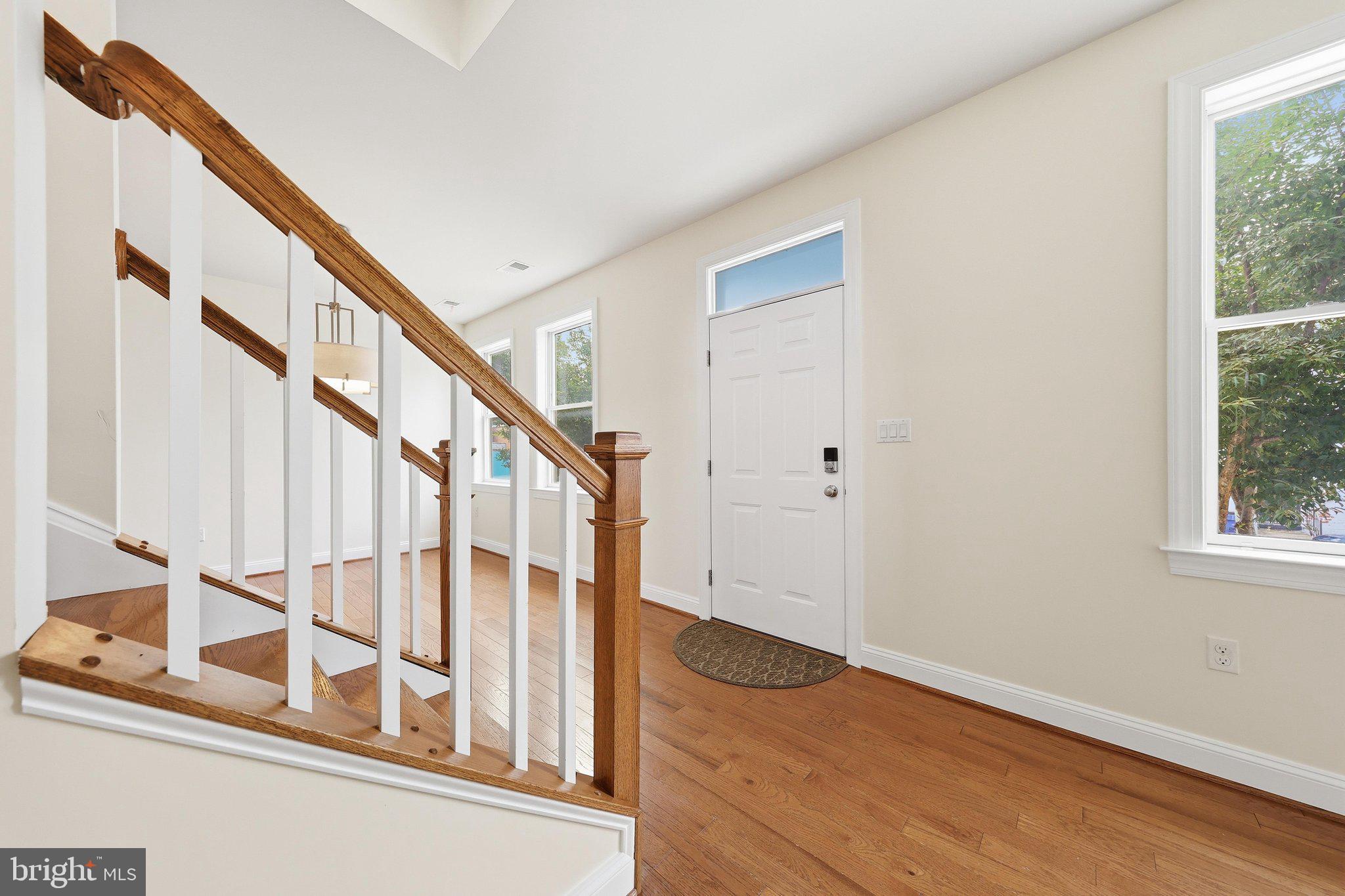 NORTH POINTE - Residential