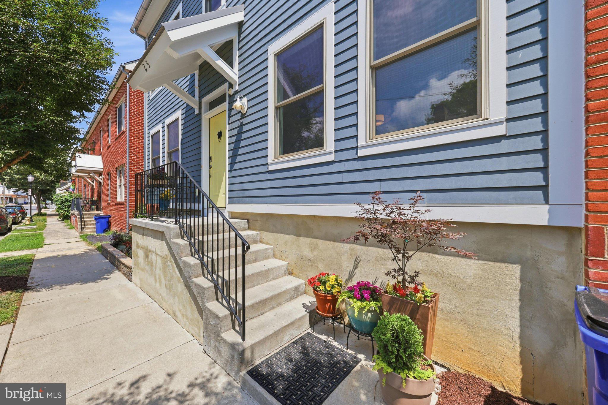 NORTH POINTE - Residential