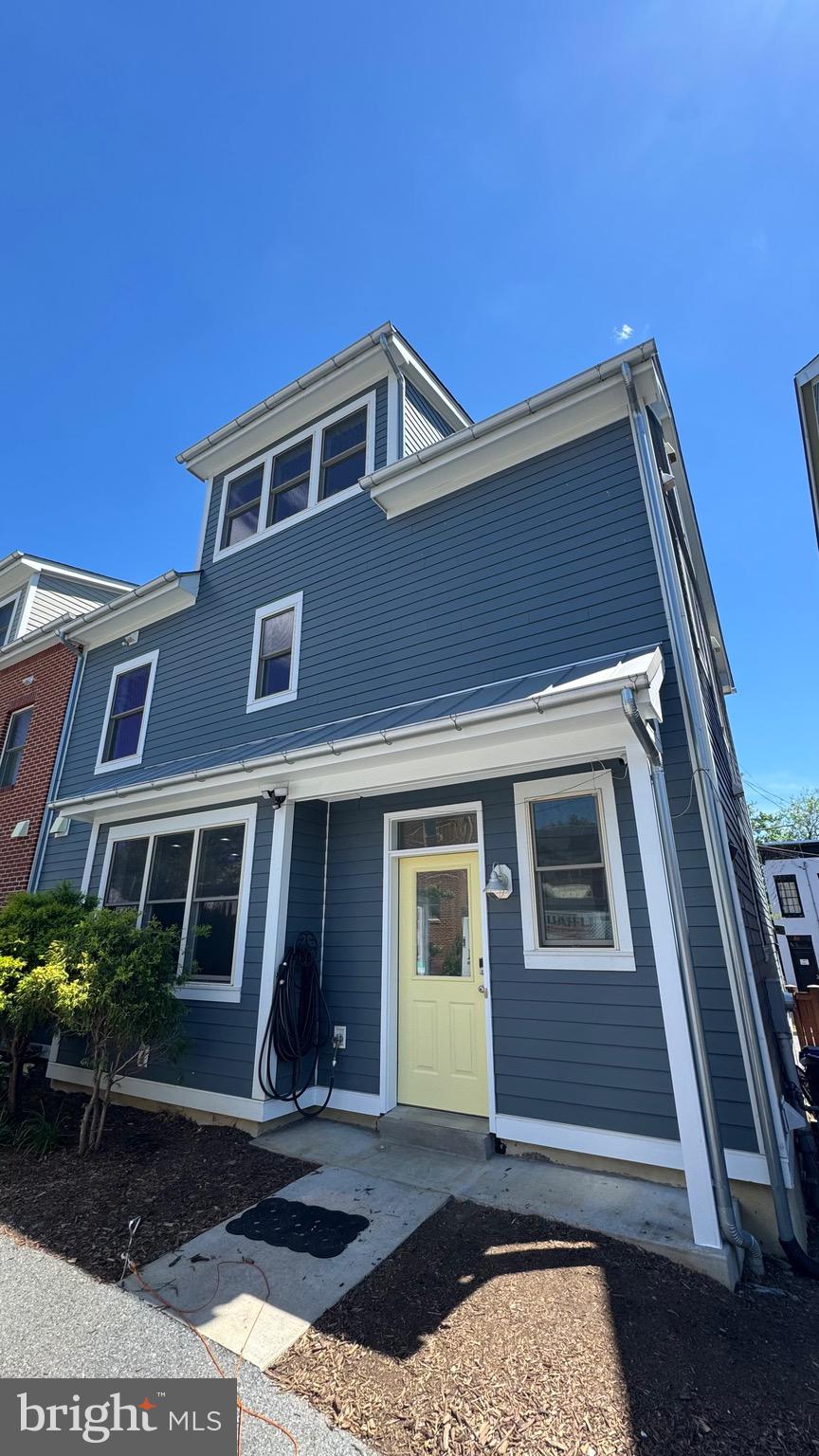 NORTH POINTE - Residential