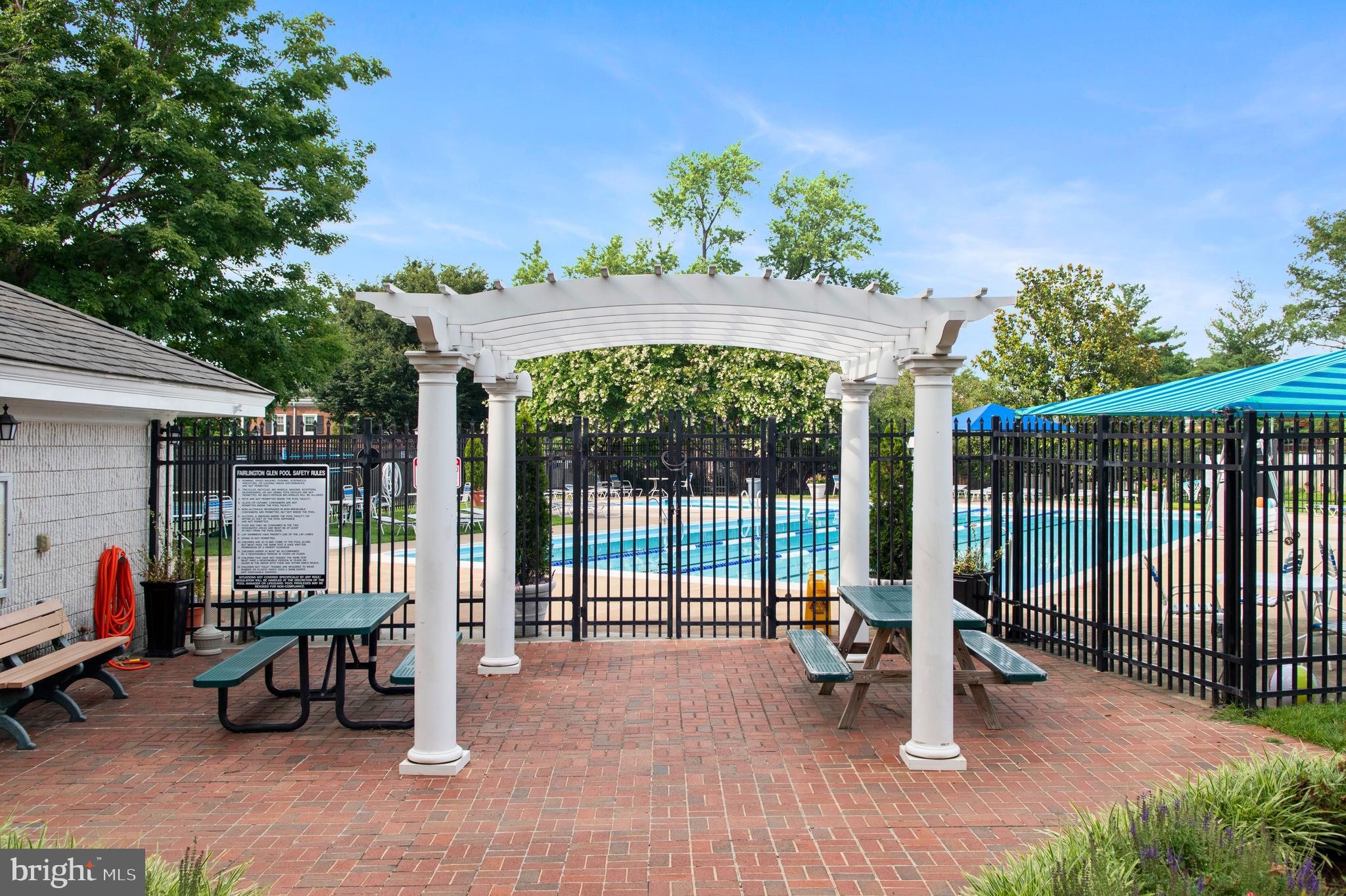 FAIRLINGTON - Residential