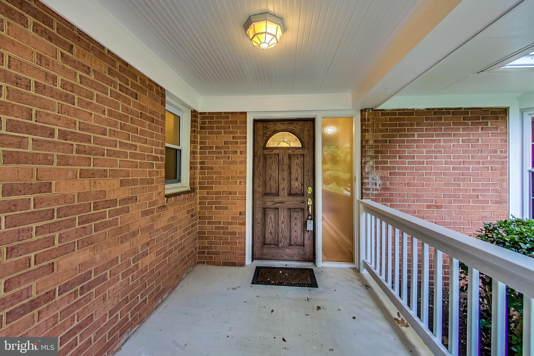 MAYDALE - Residential Lease