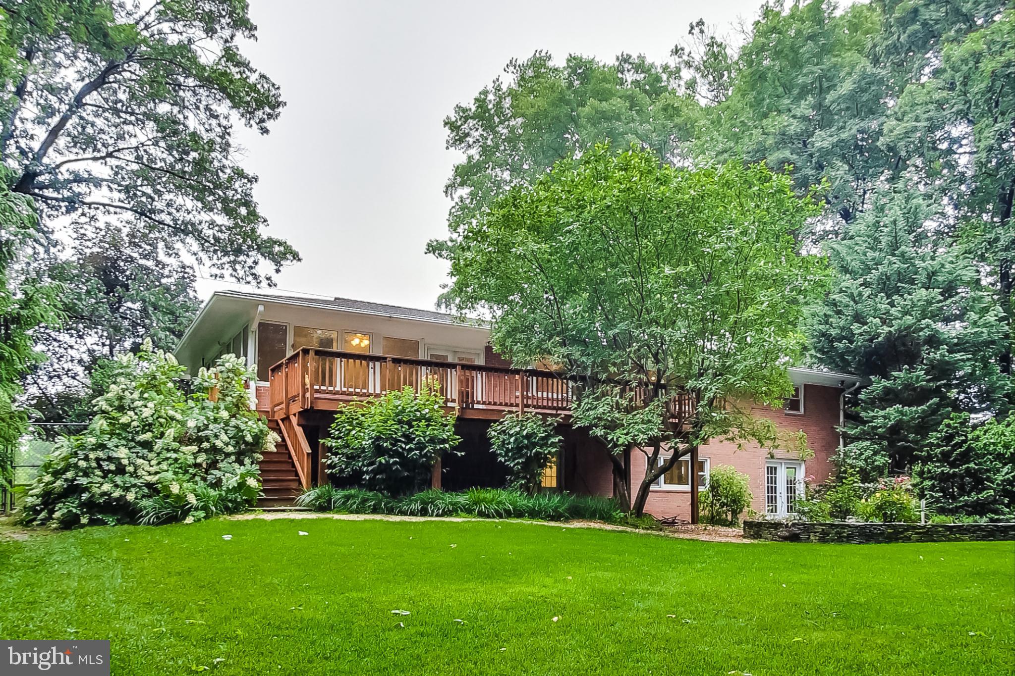 MAYDALE - Residential Lease