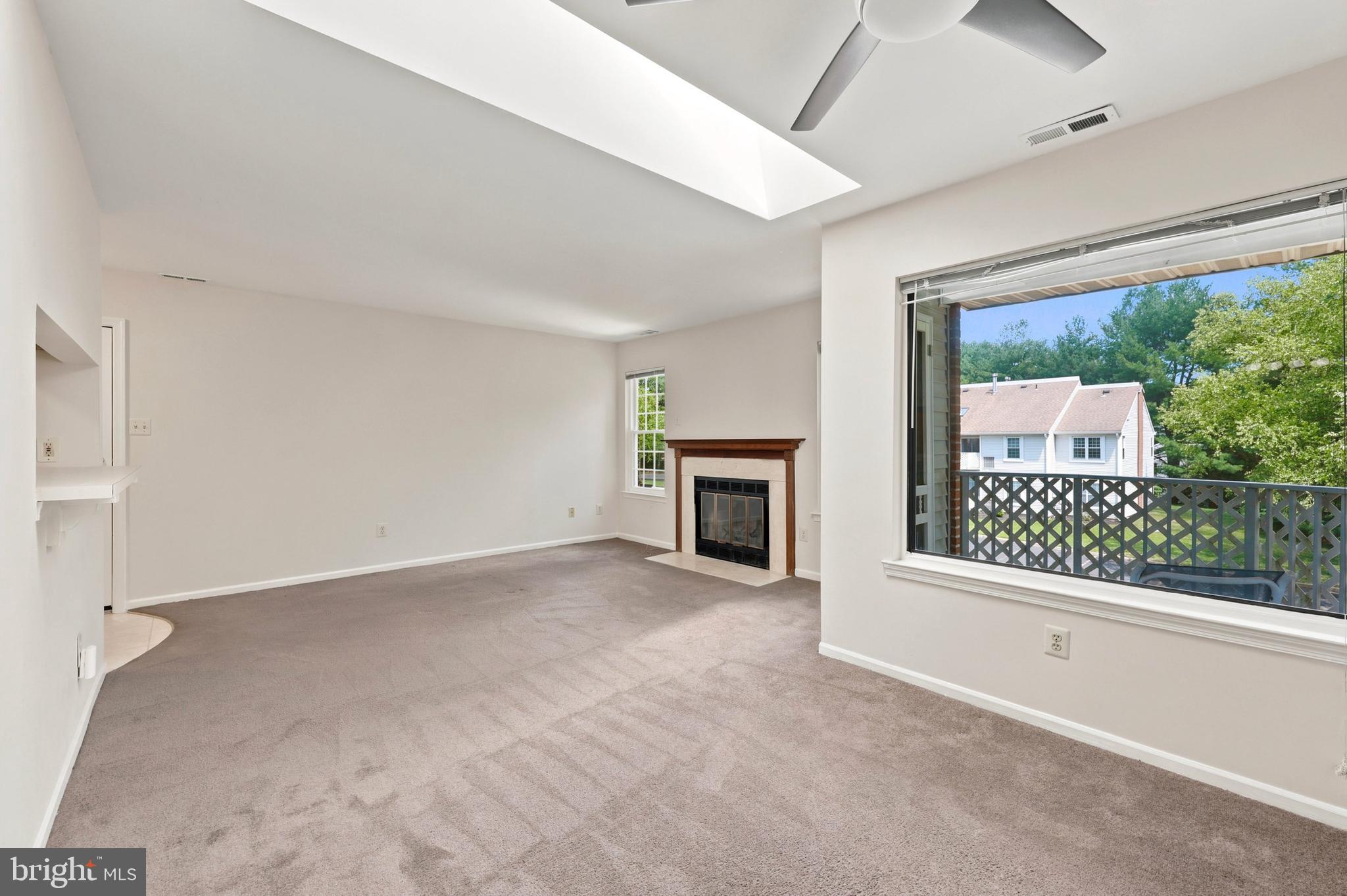 CROWN POINTE - Residential