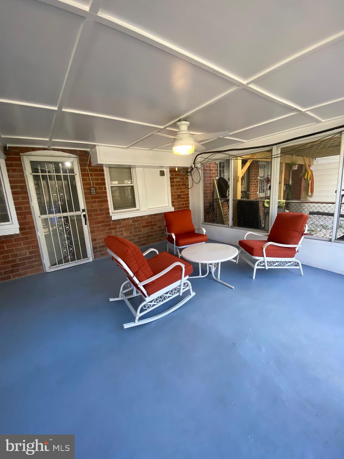 TAKOMA - Residential