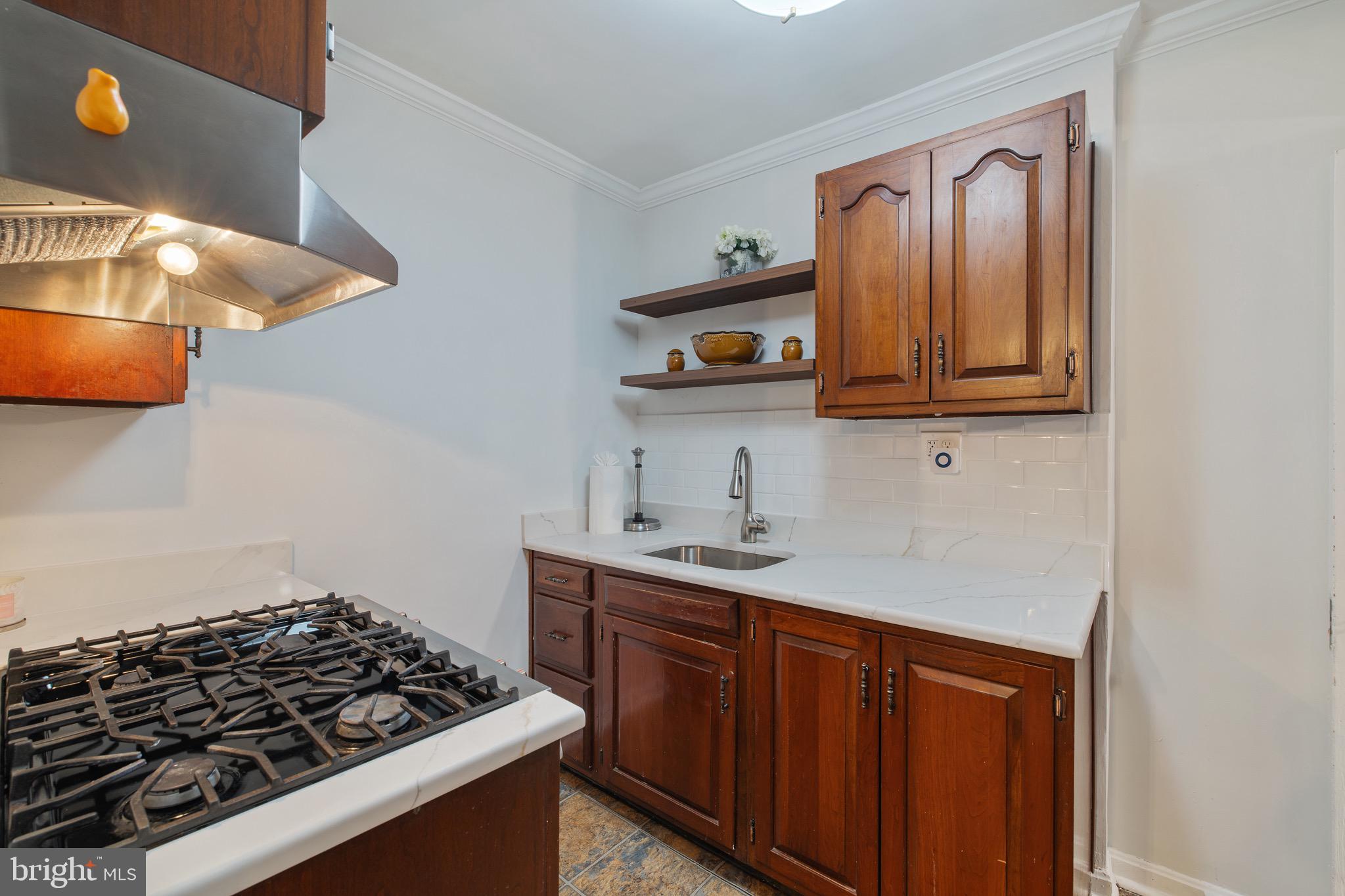 TAKOMA - Residential