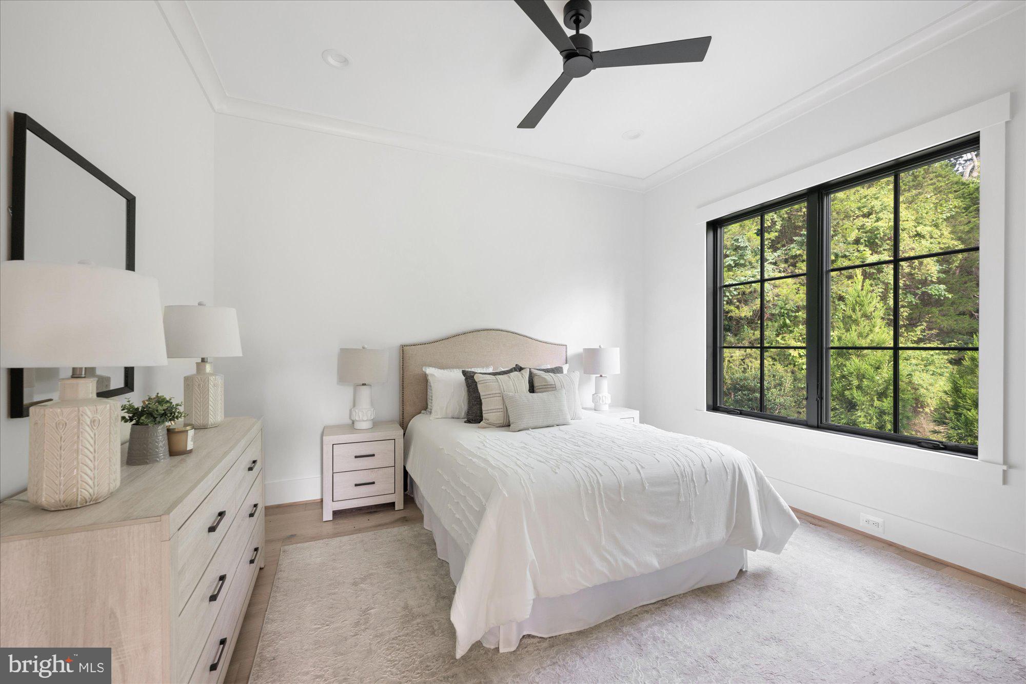 FRANKLIN PARK - Residential