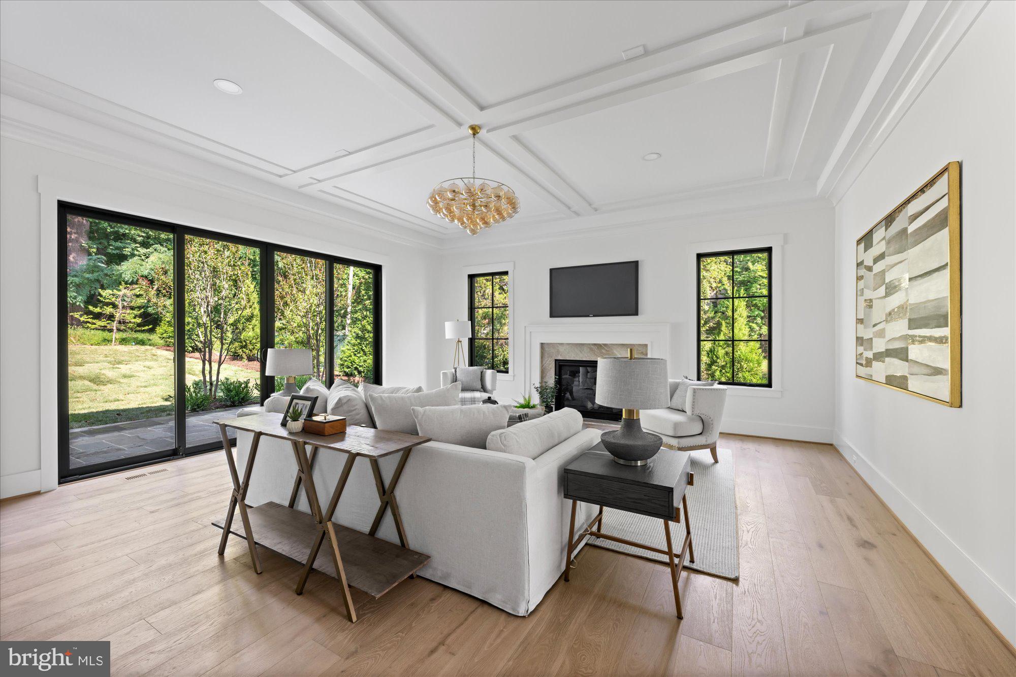 FRANKLIN PARK - Residential