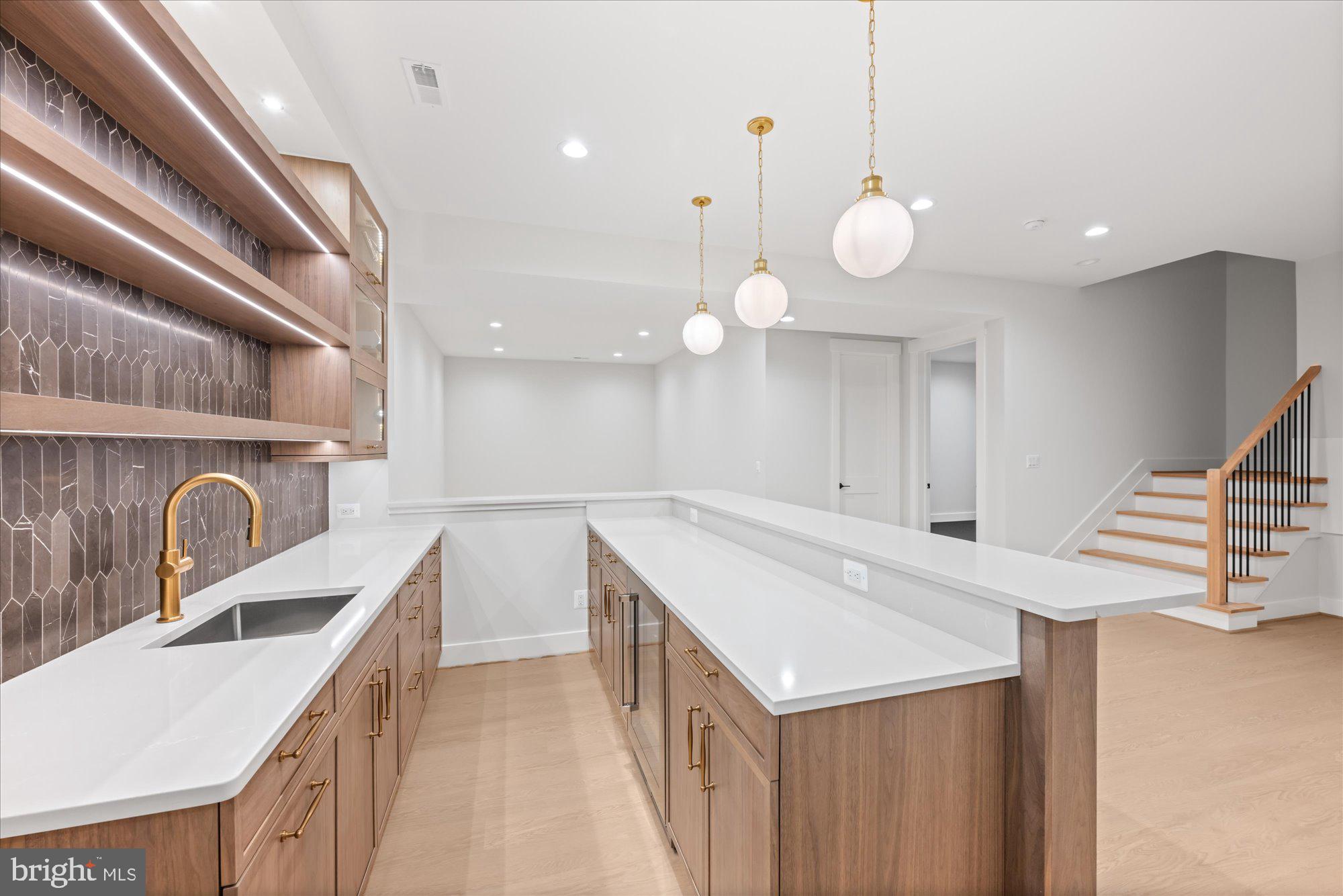 FRANKLIN PARK - Residential
