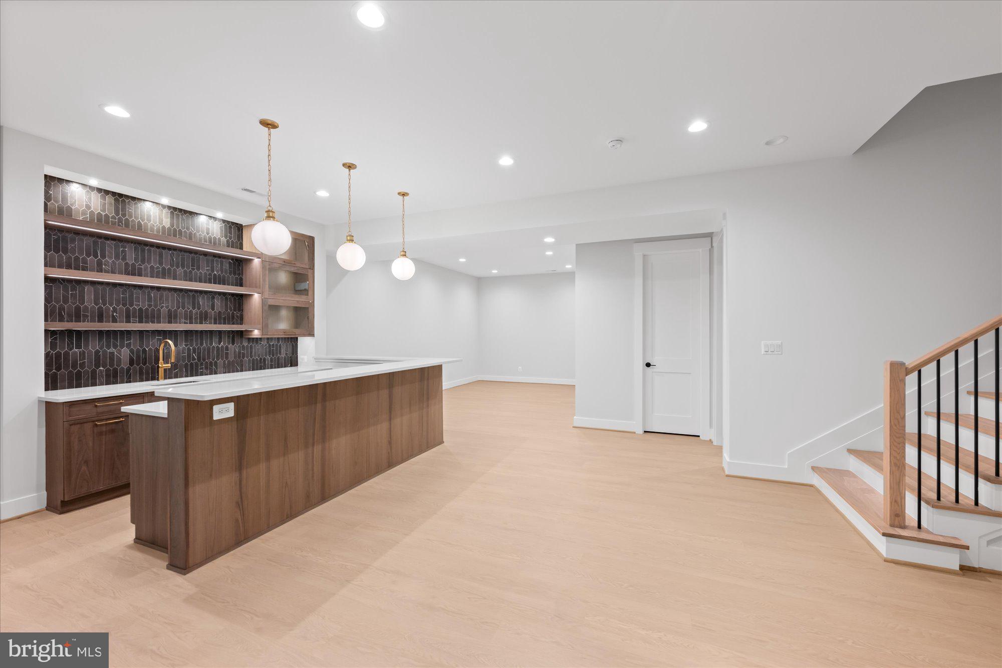 FRANKLIN PARK - Residential