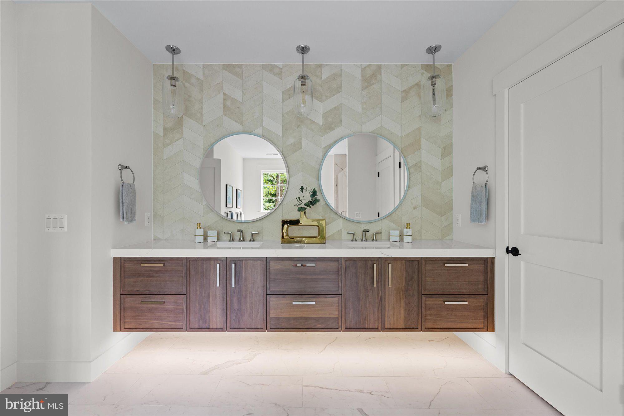 FRANKLIN PARK - Residential
