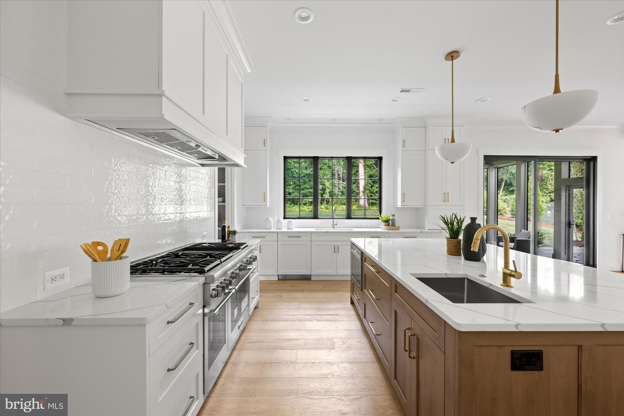 FRANKLIN PARK - Residential