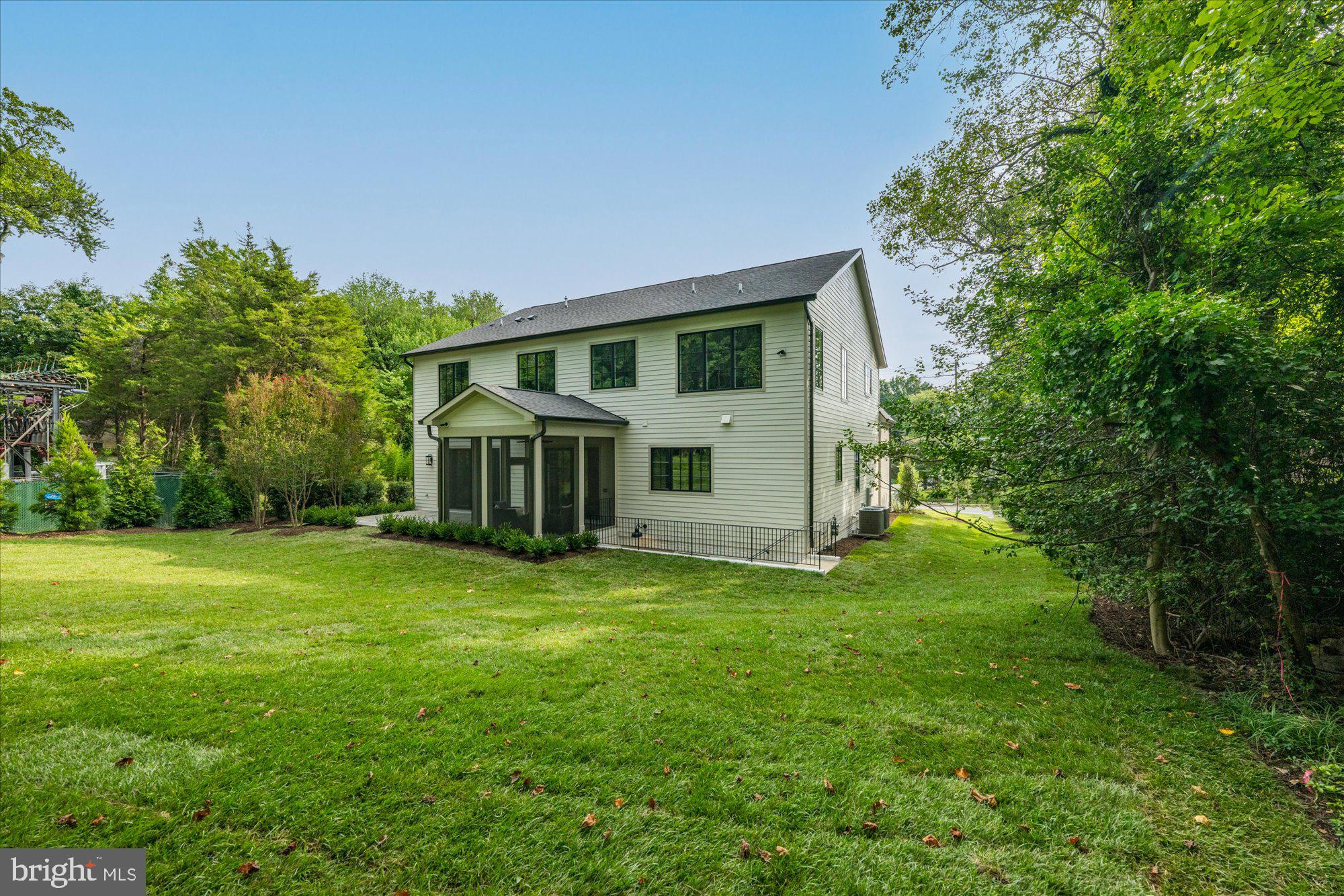 FRANKLIN PARK - Residential