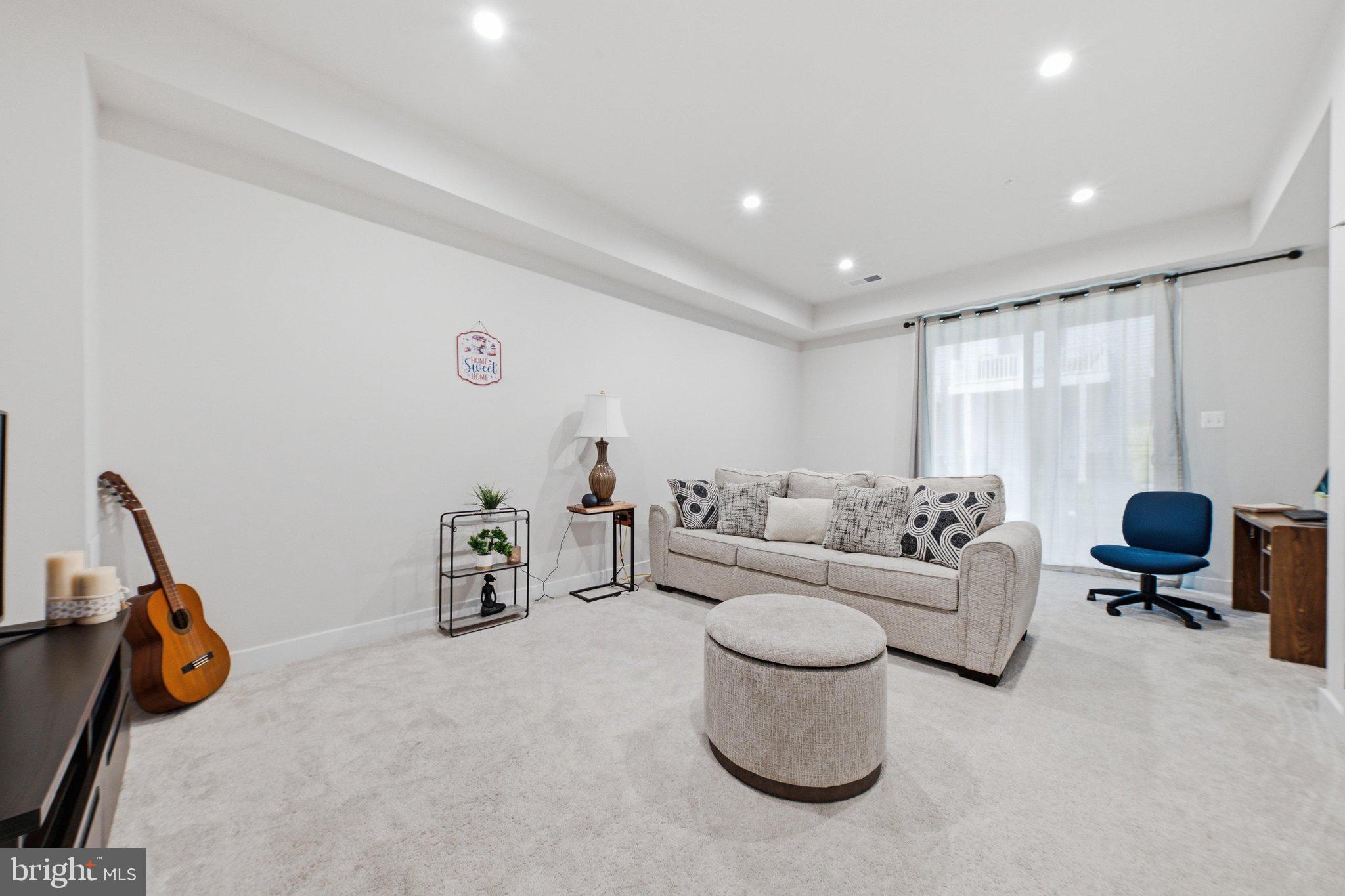 TANYARD SHORES - Residential