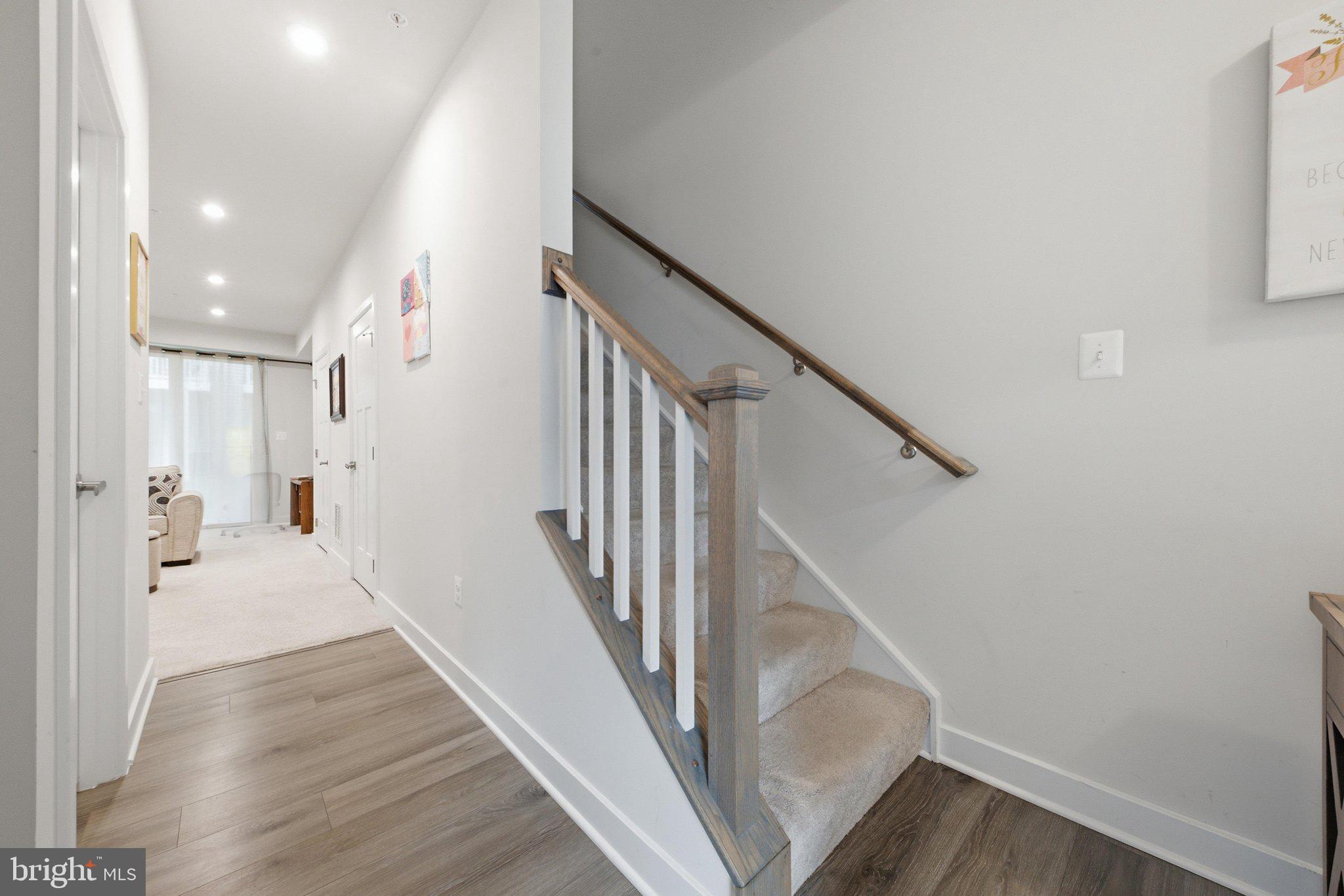 TANYARD SHORES - Residential