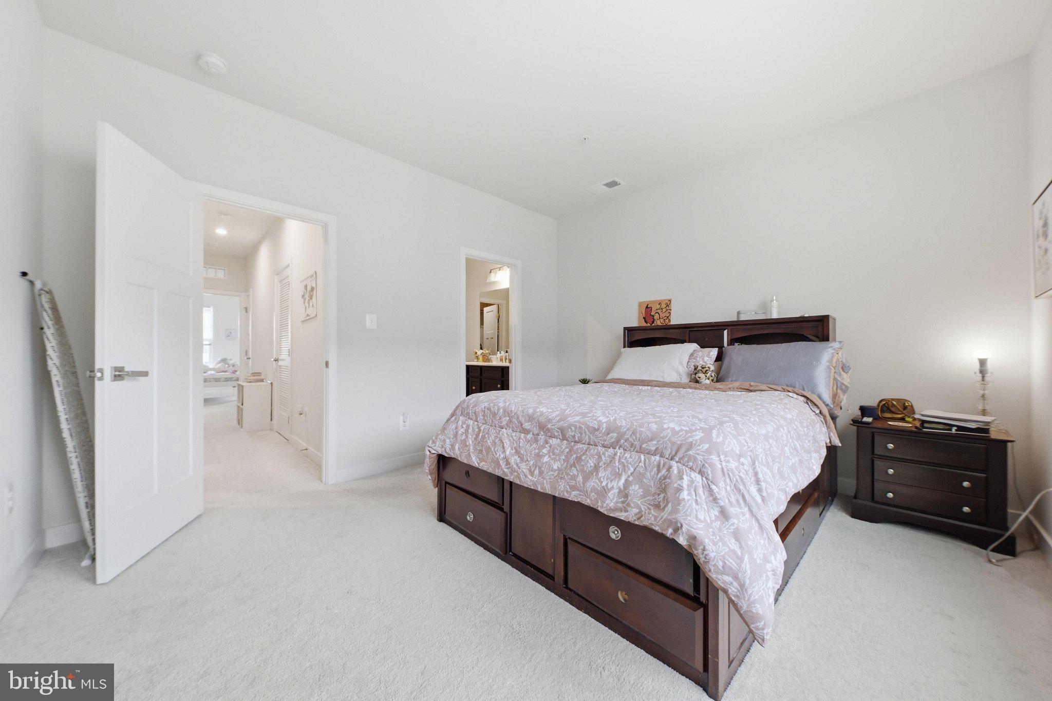 TANYARD SHORES - Residential