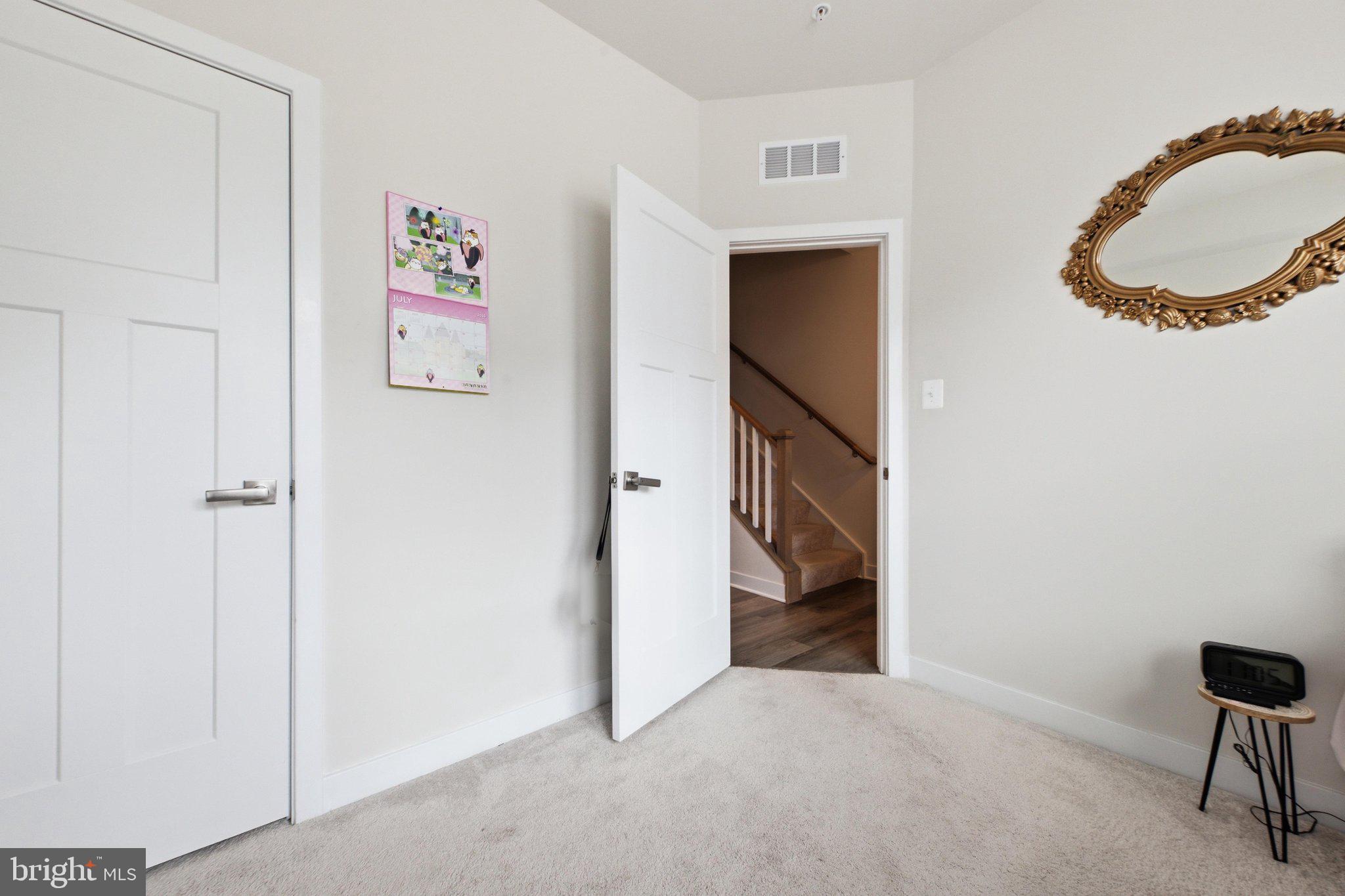 TANYARD SHORES - Residential