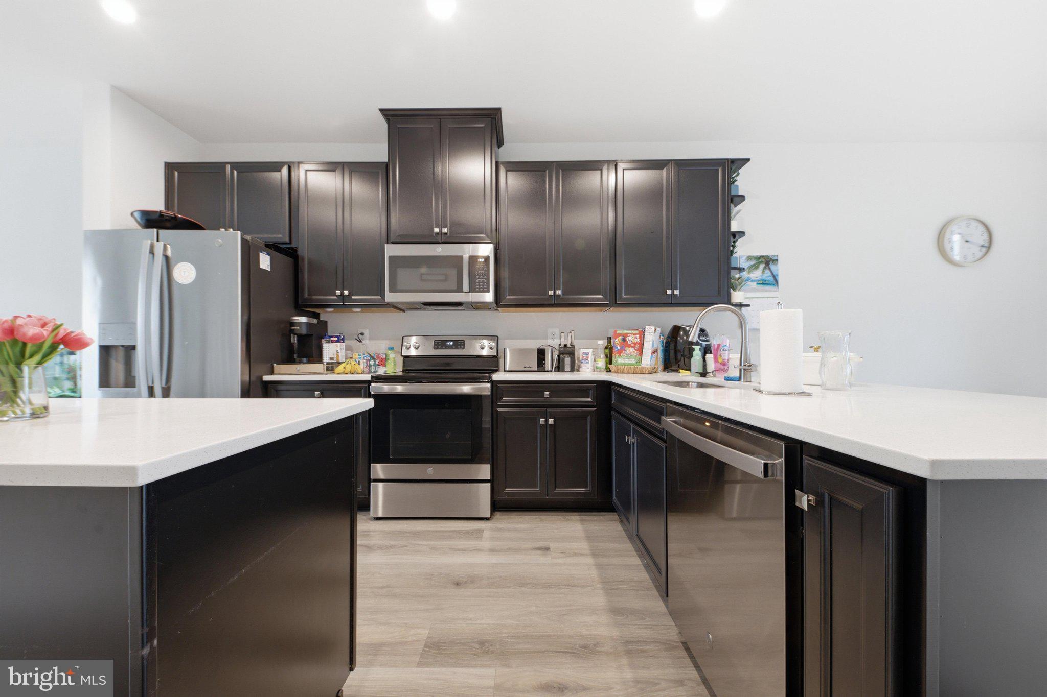 TANYARD SHORES - Residential