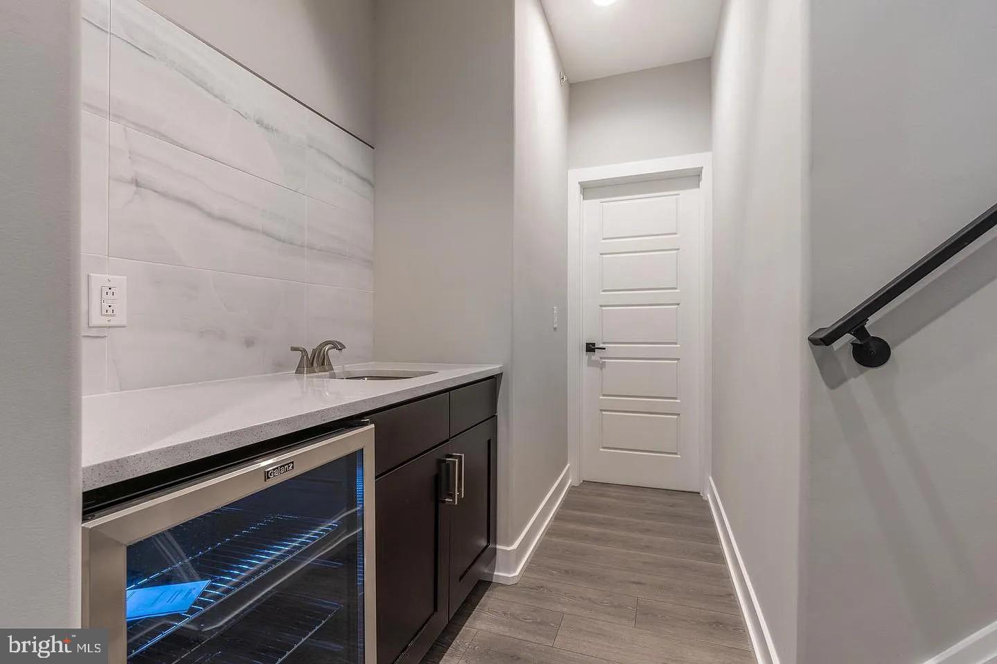 WEST KENSINGTON - Residential