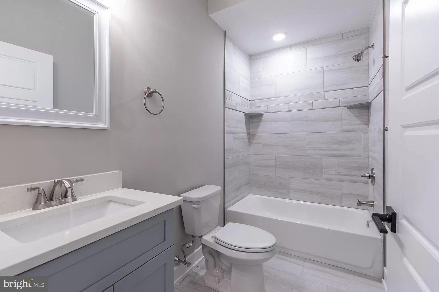 WEST KENSINGTON - Residential