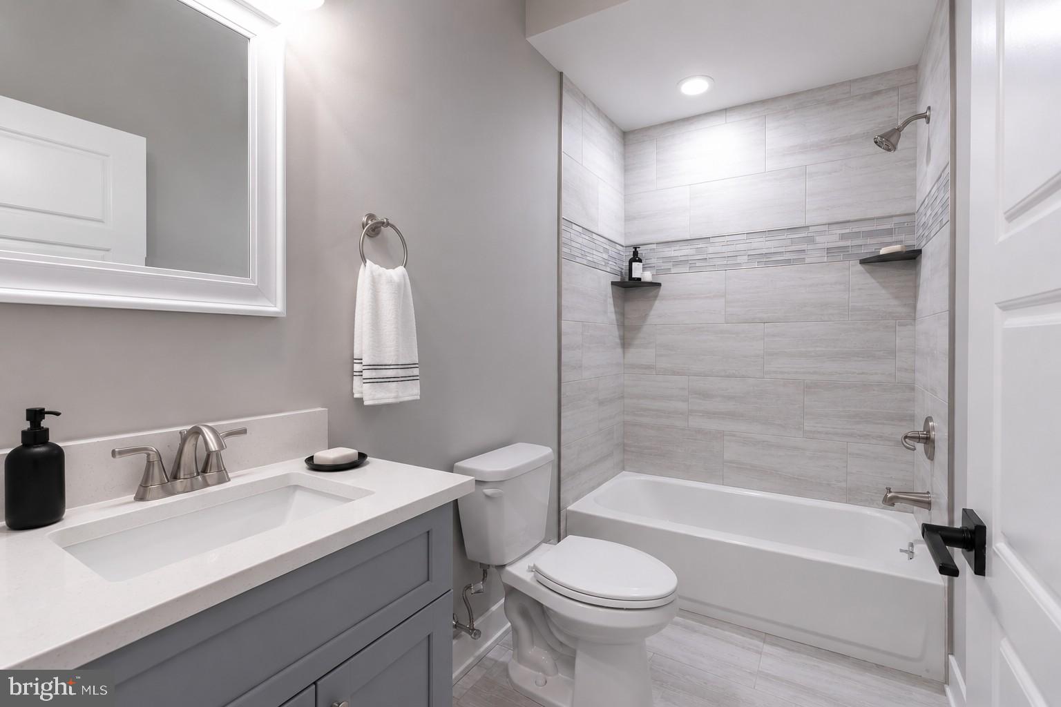 WEST KENSINGTON - Residential