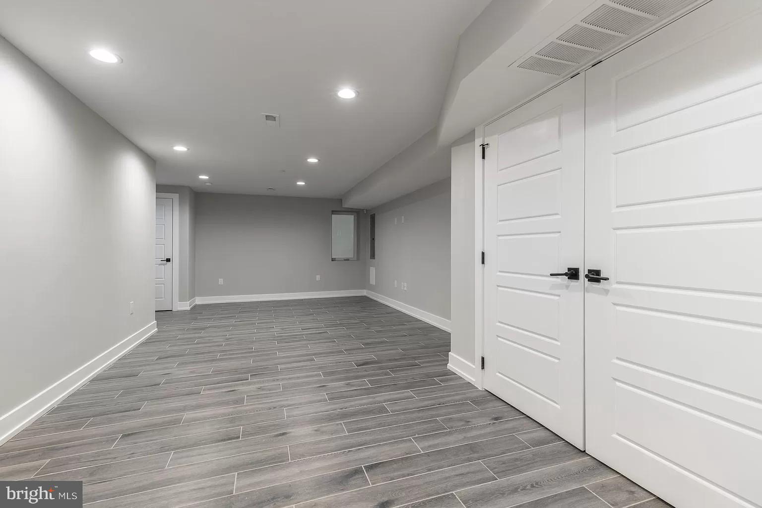 WEST KENSINGTON - Residential