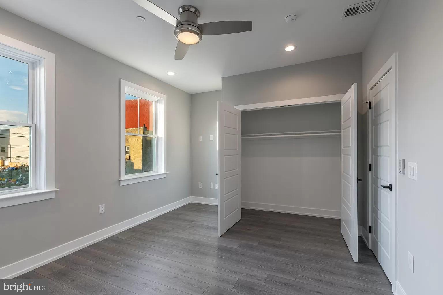 WEST KENSINGTON - Residential