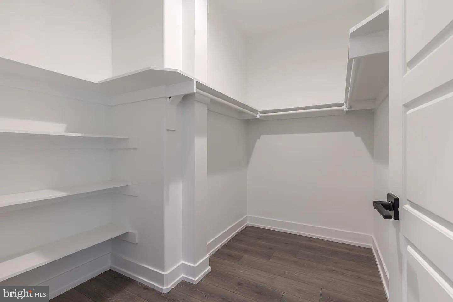 WEST KENSINGTON - Residential