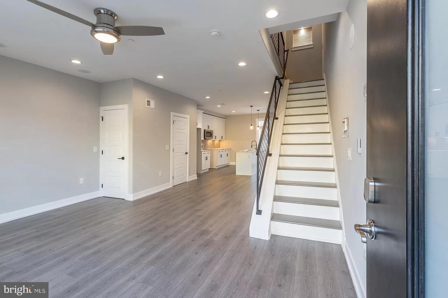 WEST KENSINGTON - Residential