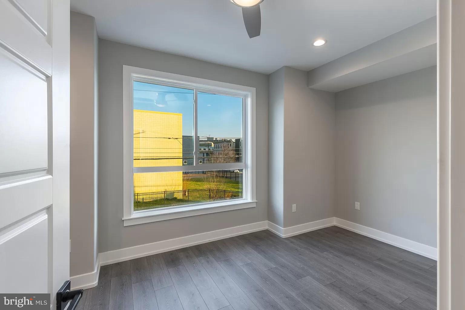 WEST KENSINGTON - Residential