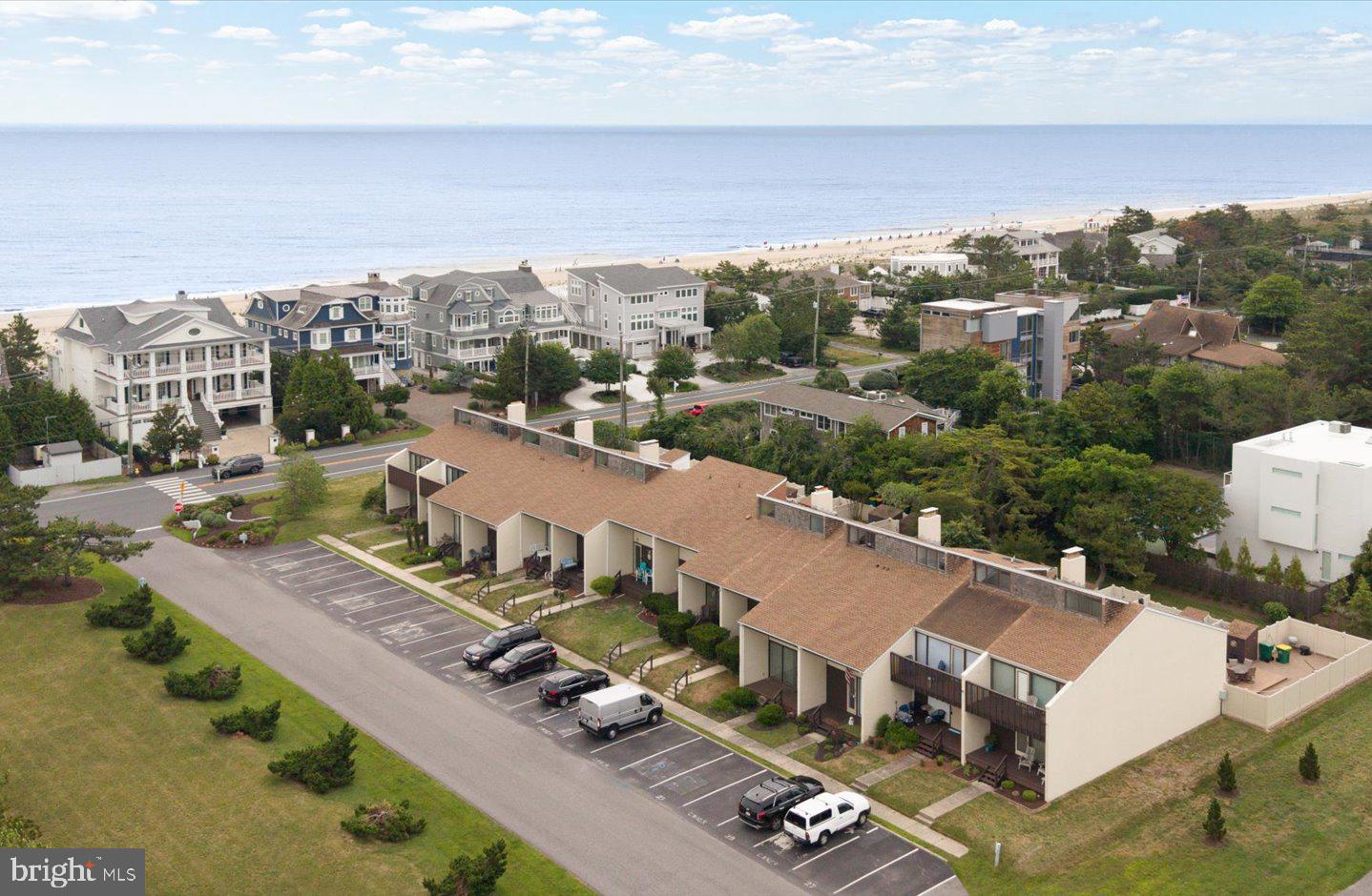 NORTH SHORES - Residential