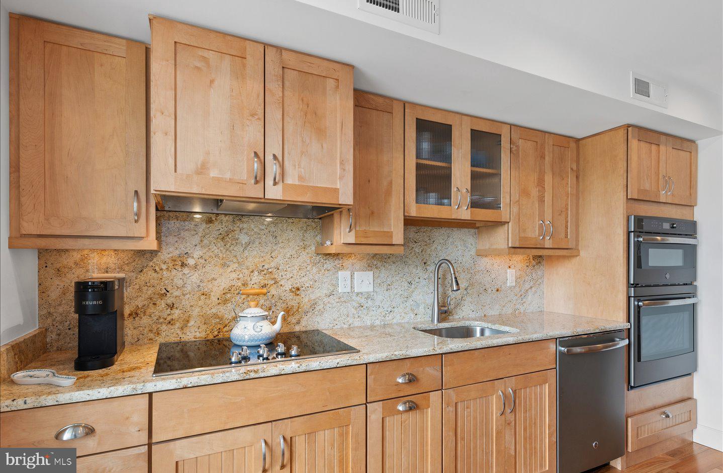 NORTH SHORES - Residential