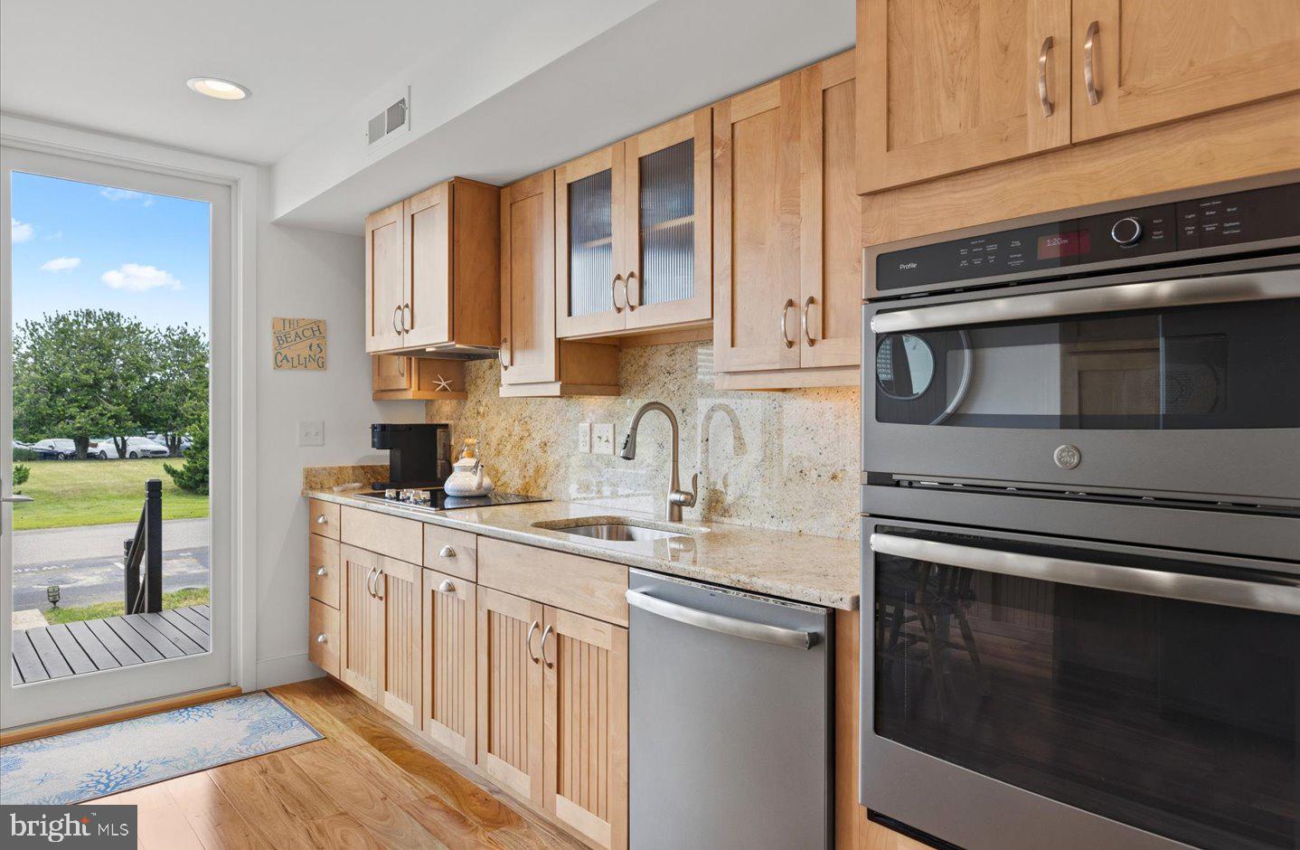 NORTH SHORES - Residential